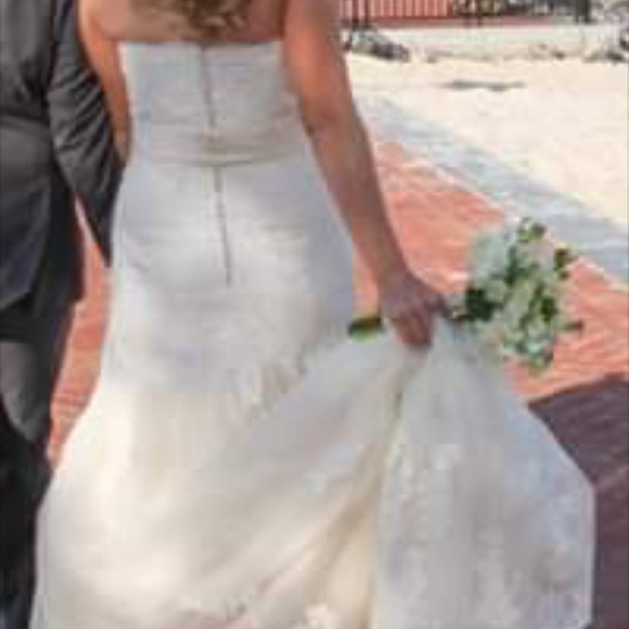Wedding Dress!!! - Picture 3 of 8